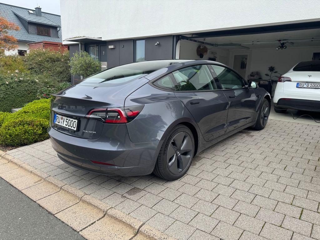 Image of Tesla Model 3
