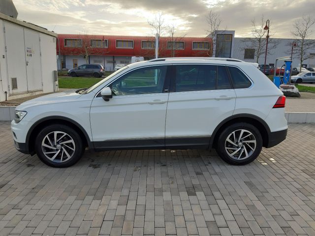 Volkswagen Tiguan 2.0 TDI SCR SOUND SOUND