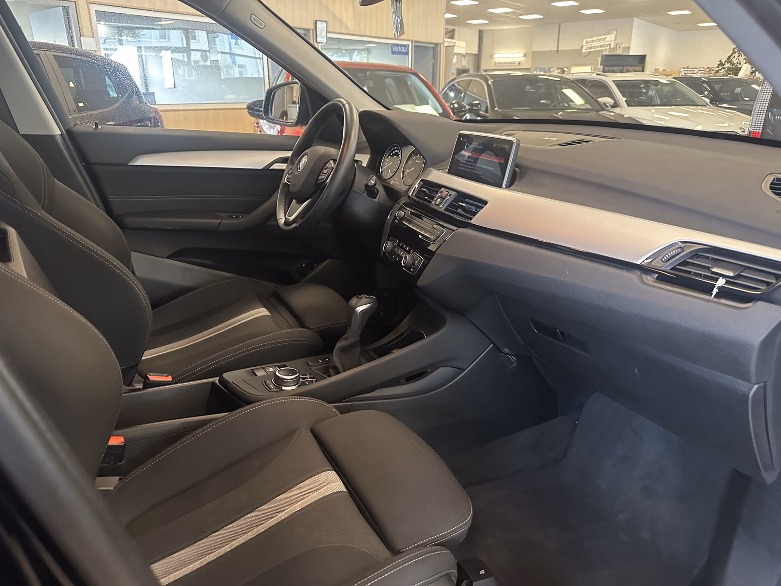 BMW X1 xDrive 25e*Advantage*1.Hand*CAM*SHZ*Tempo*LED, миниатюра 13