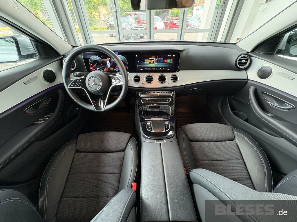 MERCEDES-BENZ E 220 – Bild 9
