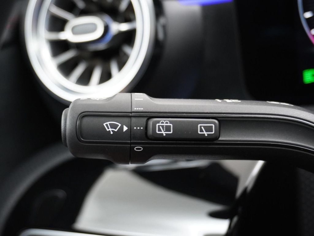 Mercedes-Benz CLA 180 Shooting Brake Star Edition AMG Line | P