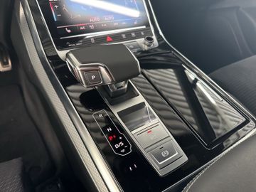 Audi Q7 - 11