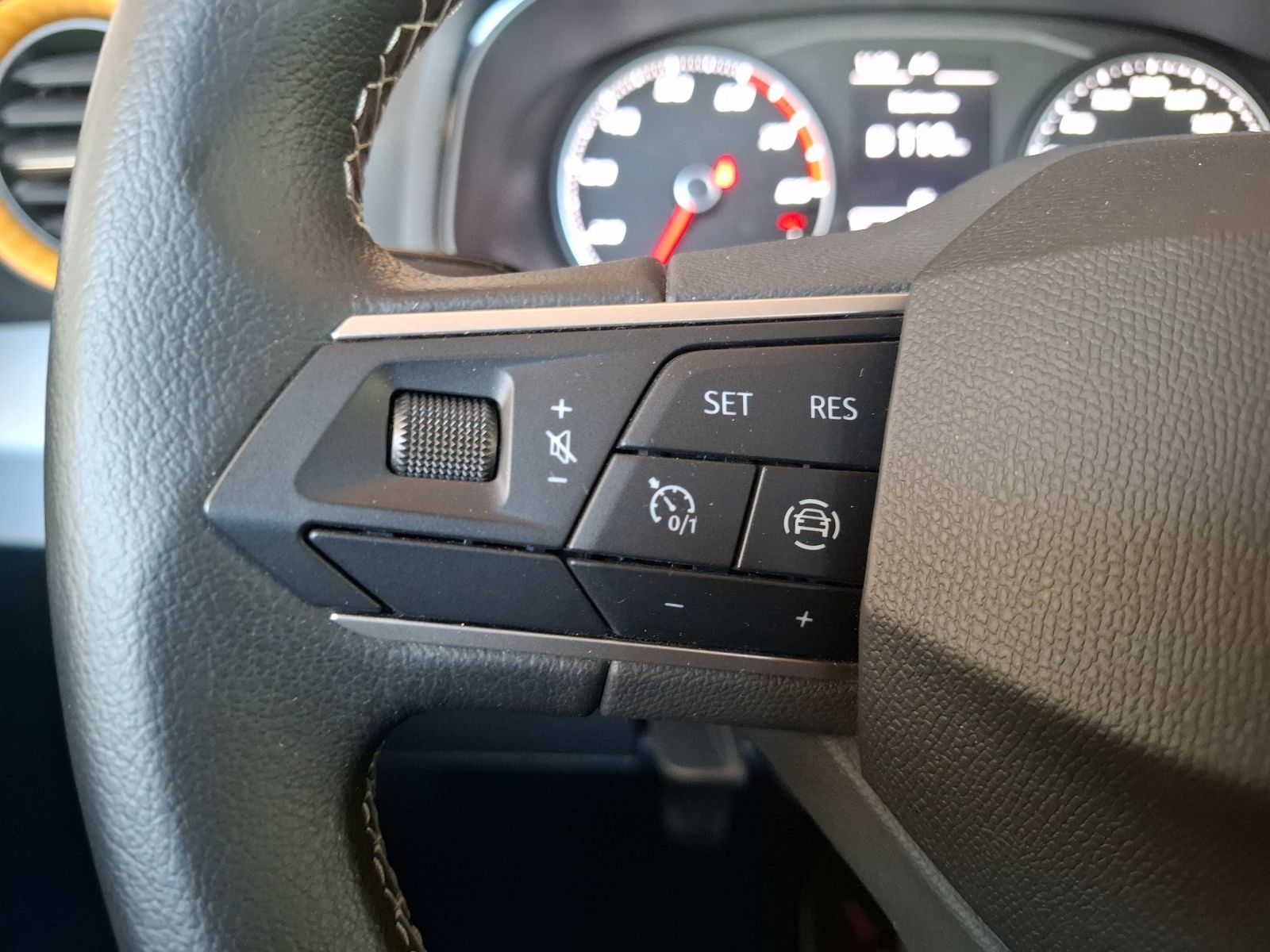 Fahrzeugabbildung SEAT Ibiza TSI Style LED Navi Climatronic GRA SHZ LM