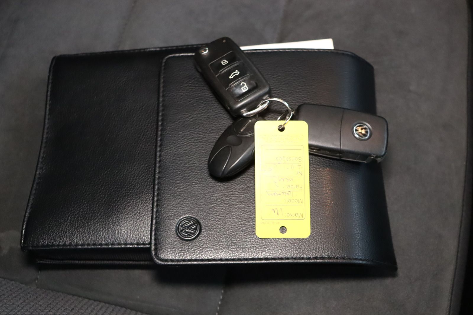 Fahrzeugabbildung Volkswagen Touran 2.0 TDI * Navi * RFK * Xenon *