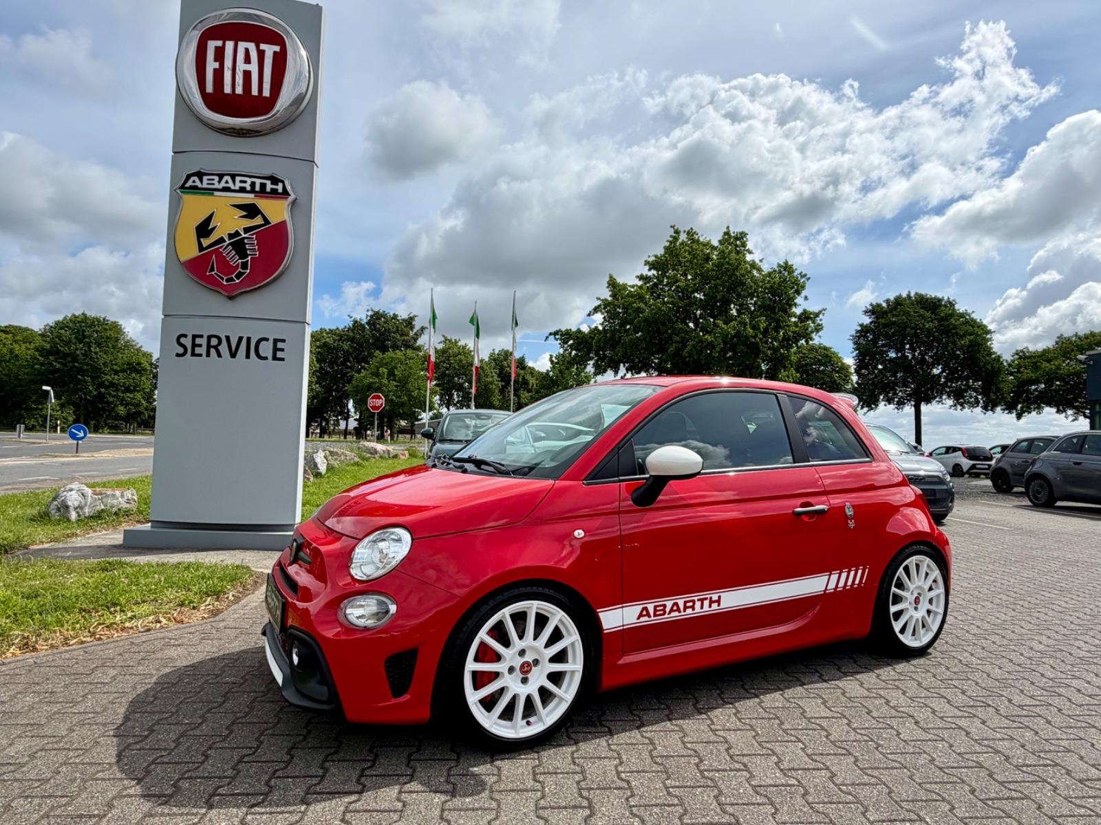 Abarth 595 Esseese Akra*Xenon*AppleCar*UVM