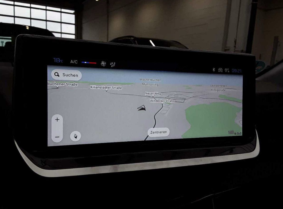 Peugeot 208 - Bild 9