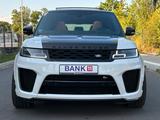 Land Rover Range Rover Sport SVR /CARBON EDITION/PANO/HUD - gebrauchte Land Rover Range Rover Sport aus dem Jahr 2021