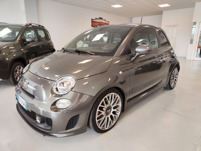 Abarth 500 1.4 Turbo T-Jet Custom 135cv