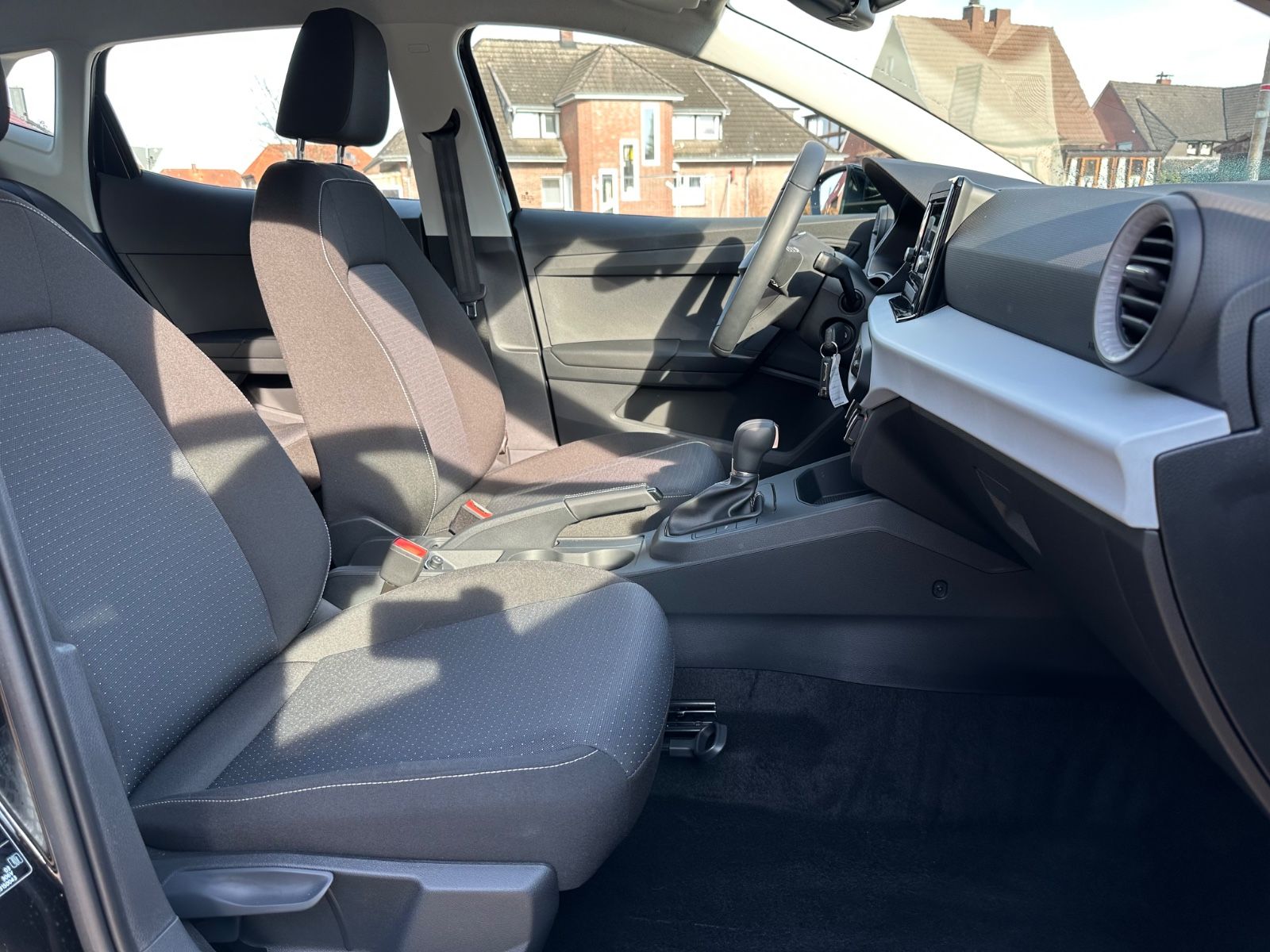 Fahrzeugabbildung SEAT Ibiza Style 1.0 TSI DSG ACC/Shzg/Einparkh/LED