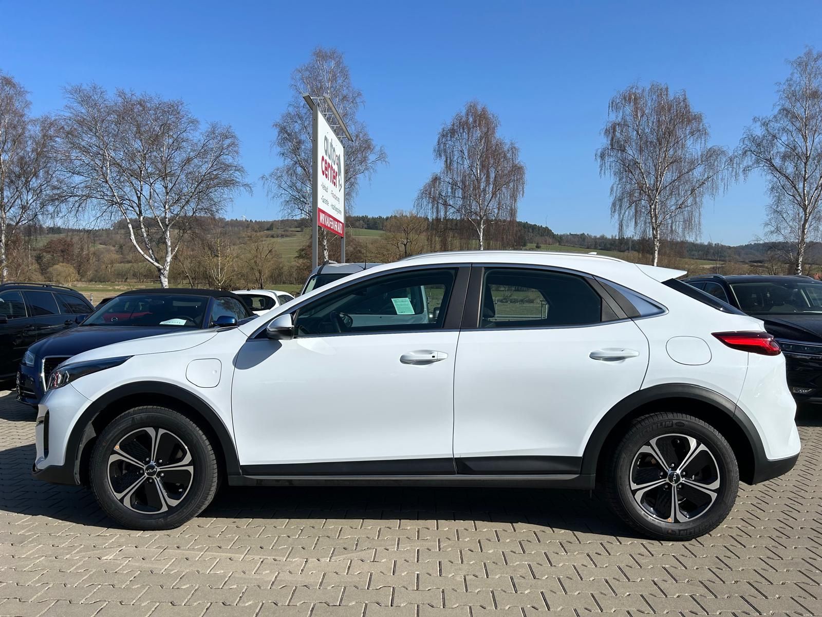 Fahrzeugabbildung Kia XCeed Plug-in Hybrid°1.Hand°LED°Kamera°Shz°
