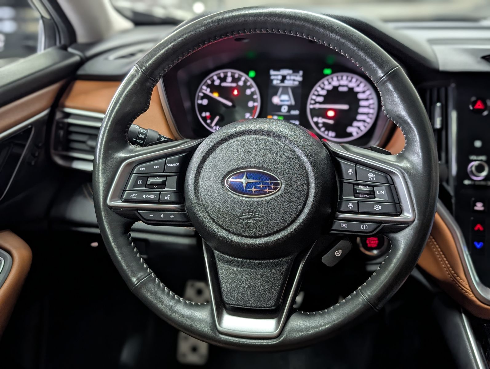 Fahrzeugabbildung Subaru Outback 2.5i Platinum EyeSight LED LEDER PANO TO