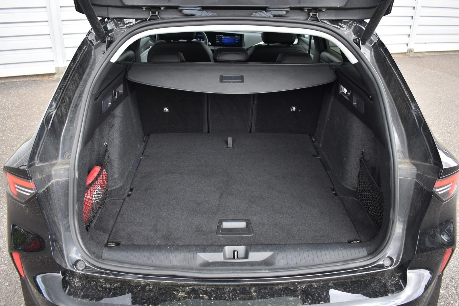 Fahrzeugabbildung Opel Astra L 1.5 Sports Tourer Elegance