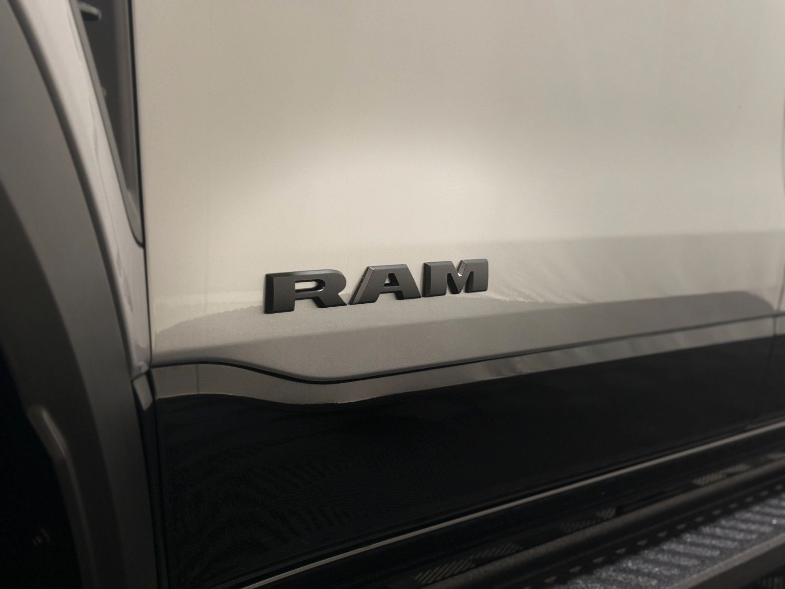 Fahrzeugabbildung Dodge RAM 1500 RHO H/O