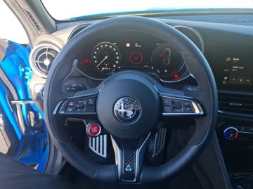 Alfa Romeo Giulia Quadrifoglio 2.9 V6 Bi-Turbo Kam.+KeyLess