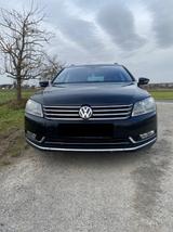 Volkswagen Passat 2.0 TDI DSG 4M 125kW Highline BM Vari... - Volkswagen Passat aus 2011: Kombi, Highline