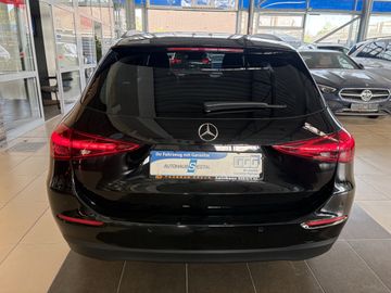 Mercedes C 200 - 6