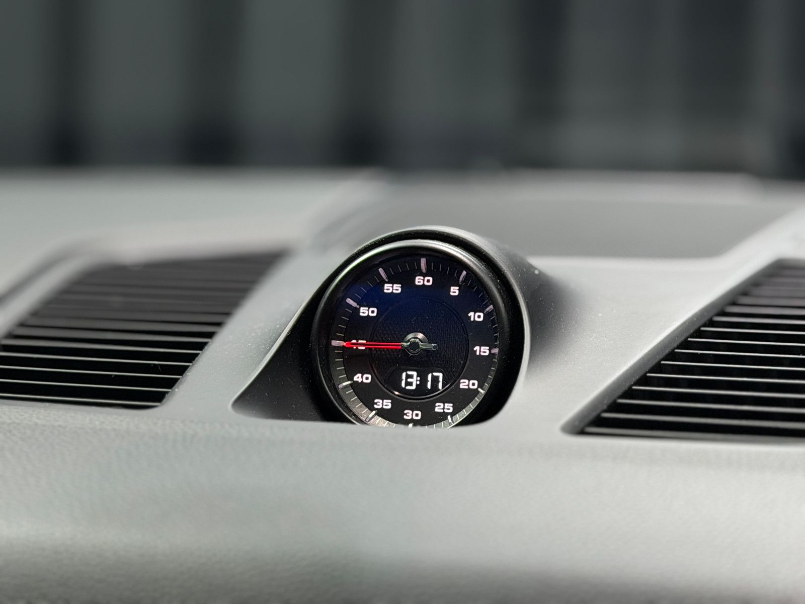 Fahrzeugabbildung Porsche Cayenne Coupe Basis |LED|LUFT|STDHZ