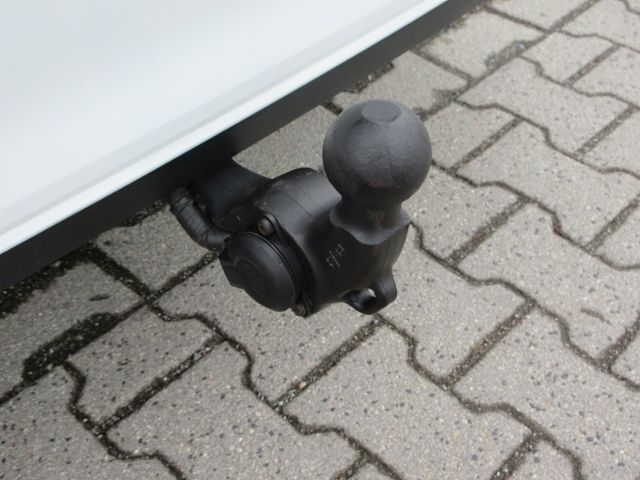 Passat Variant 2.0 TDI DSG Business AHK/LED/NAVI