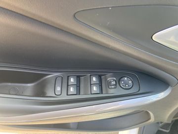 Opel GRANDLAND X 1.2 TURBO 96KW131PS  ELEGANCE
