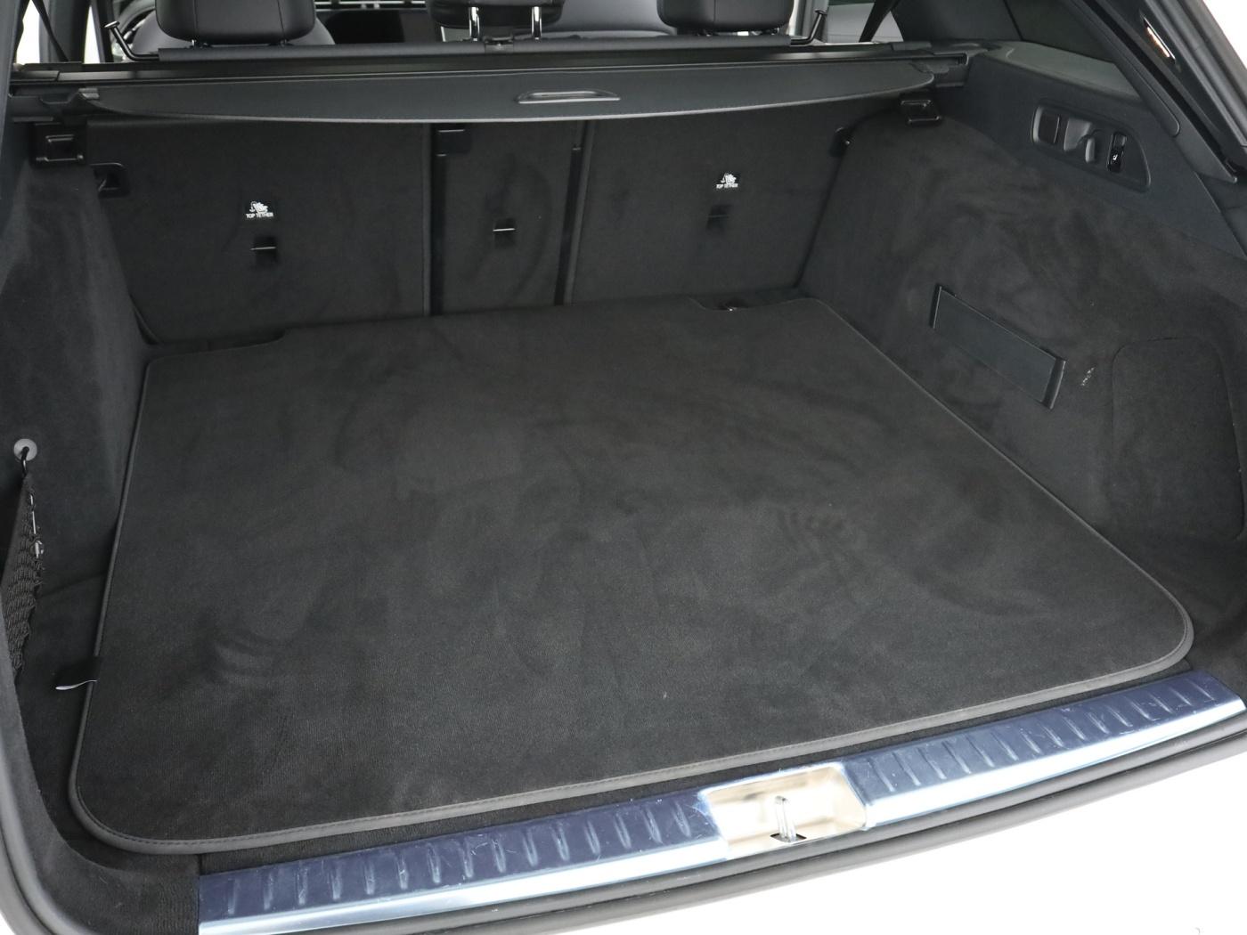 Mercedes-Benz E 200 T *AMG Line Advanced*Panorama*AHK*PTS*Kam.