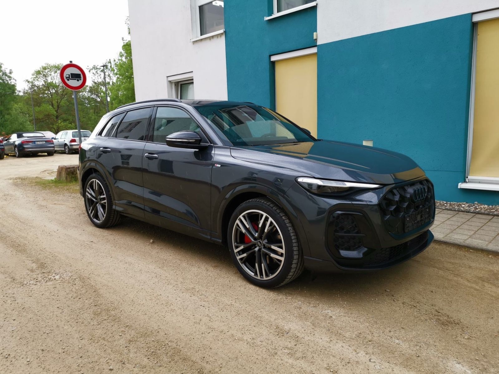 Audi Q5 SUV 2.0TDI Quatt/NEU/HeadUp/3xDIS/21/B&O/LUFT