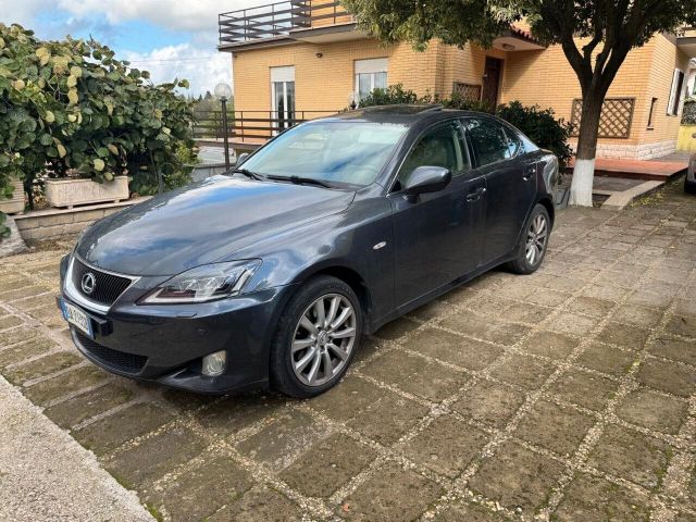 Lexus IS 220d Luxury