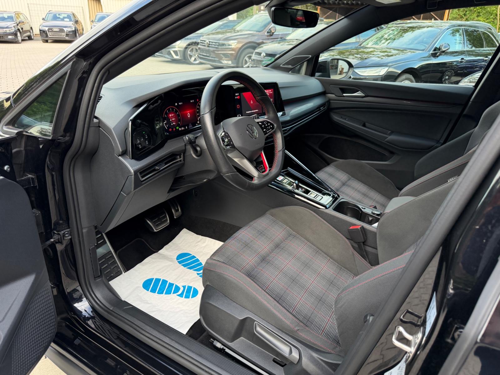 Volkswagen Golf VIII Lim. GTI/HarmanKardon/Matrix/AHK/RCAM, миниатюра 16