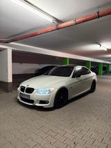 BMW 325i E92 LCI - BMW 325 aus 2010
