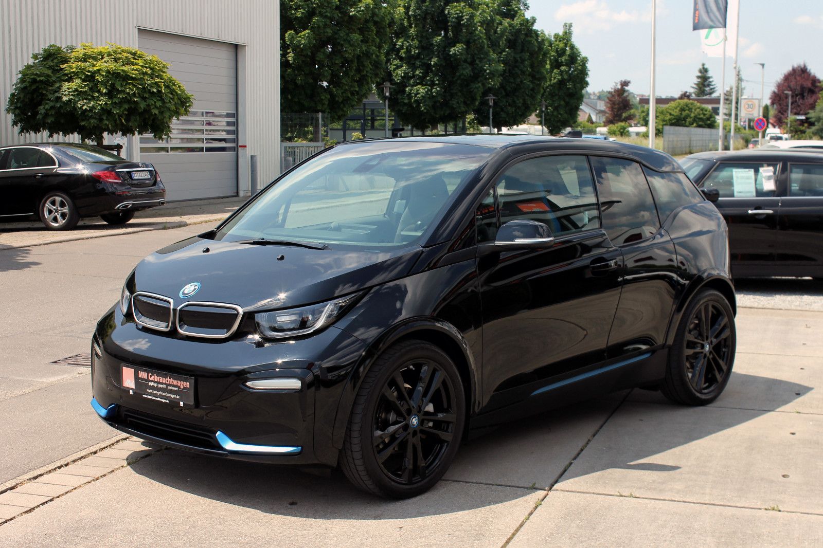 Fahrzeugabbildung BMW i3 s 120Ah el.Glasd. Wärmep.  ACC LED Navi Prof