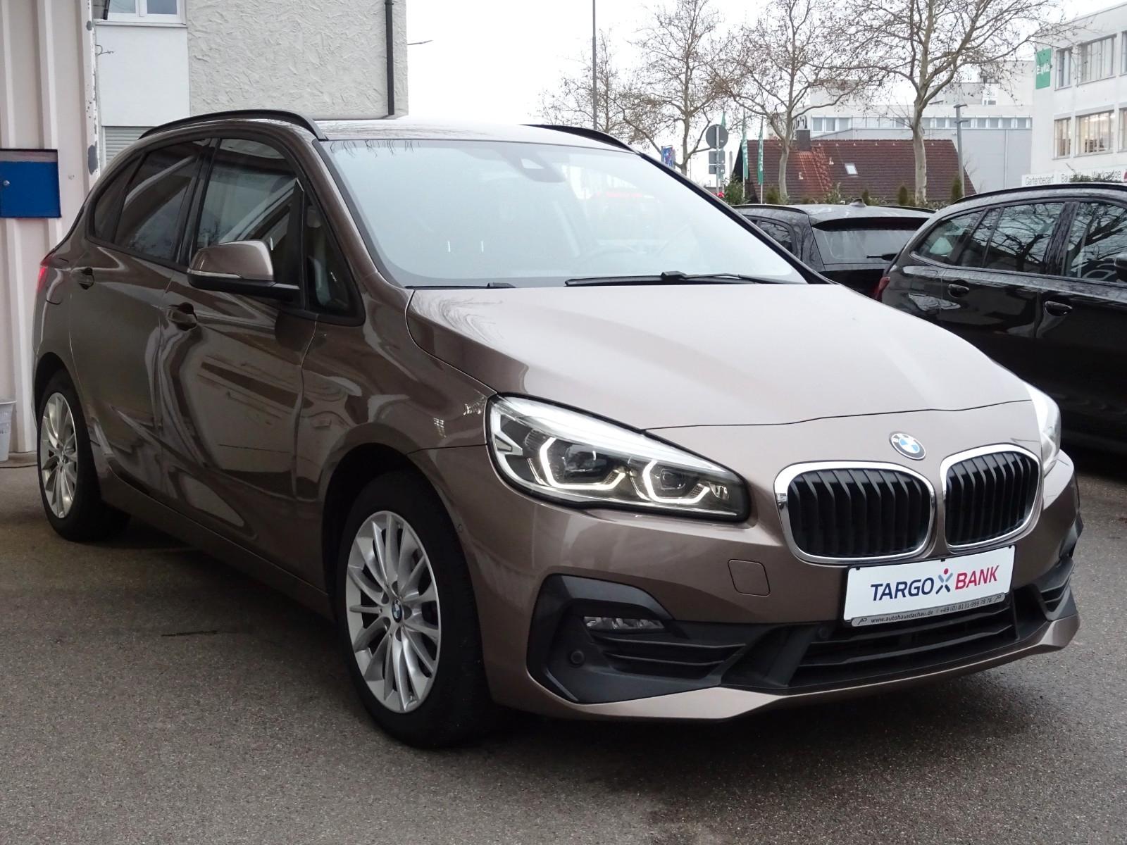 BMW 220i Active Tourer Aut 17" Advantage Navi Ad.LED
