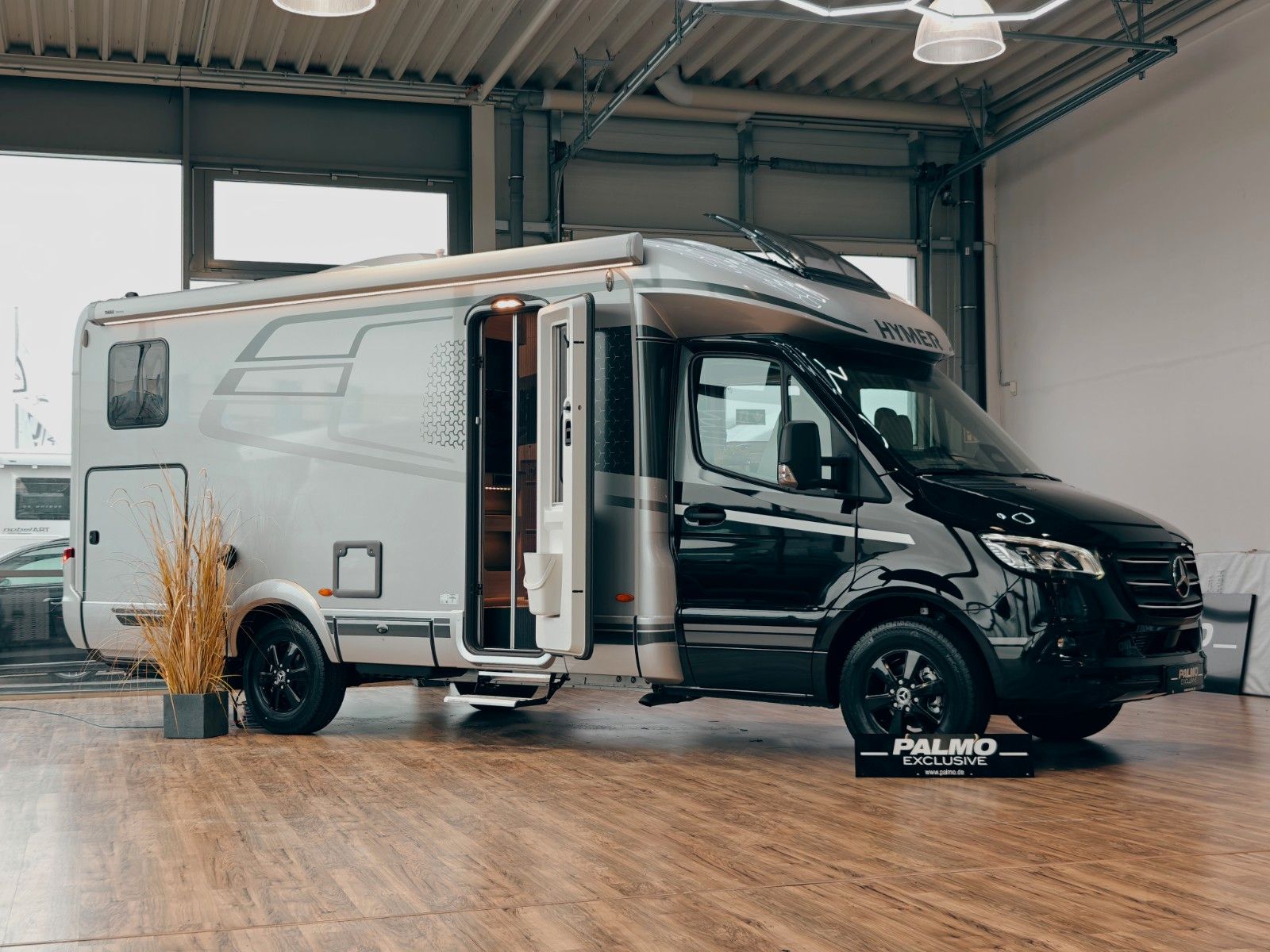 Fahrzeugabbildung HYMER / ERIBA / HYMERCAR B-KLASSE MC T 680 PREMIUM 2026 SOFORT LIEFERBAR