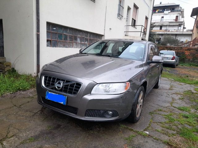 Volvo V70 D5 Momentum