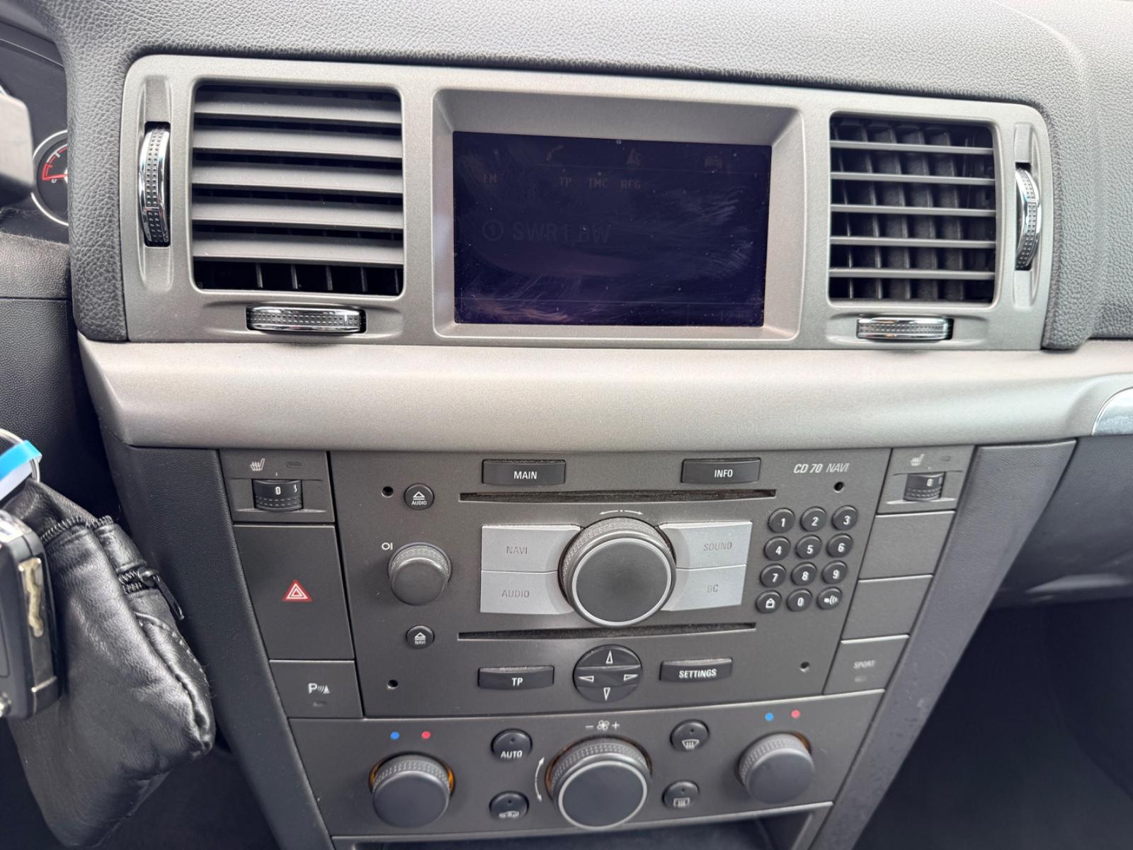 Opel Signum 2006 — photo 27