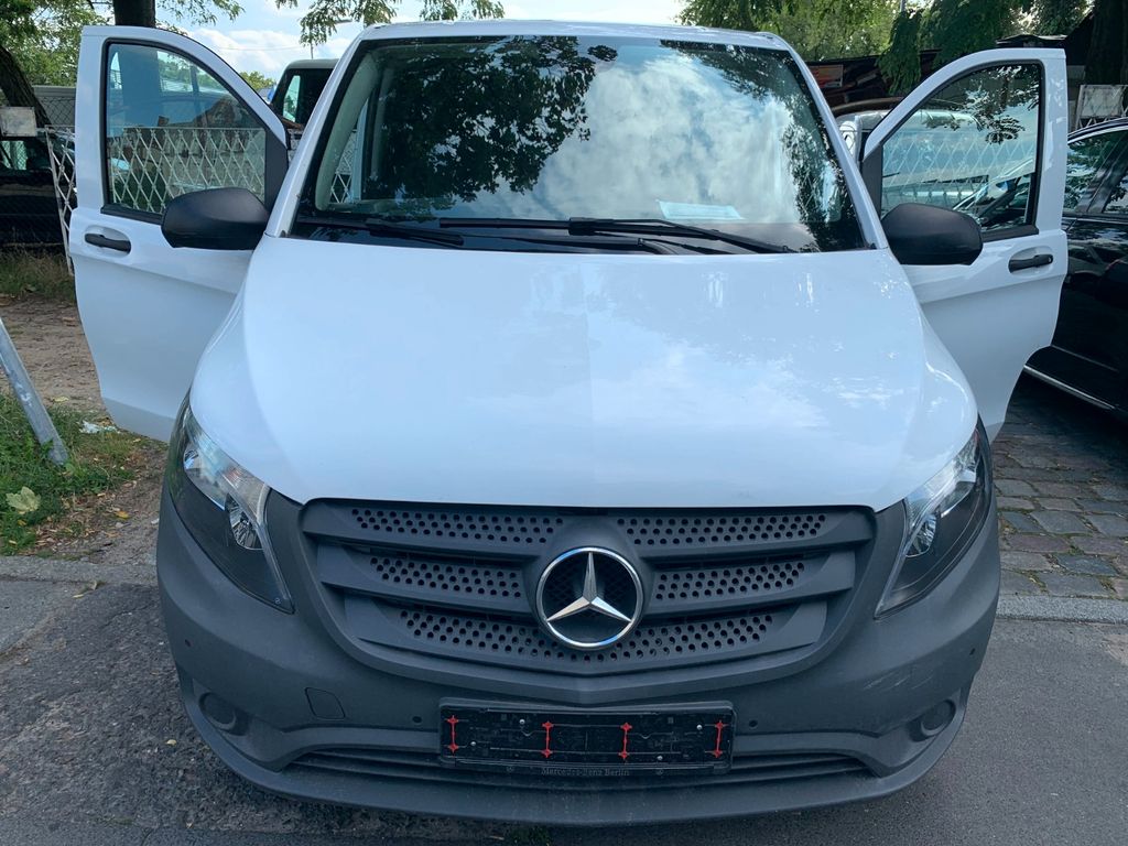 Image of Mercedes-Benz Vito