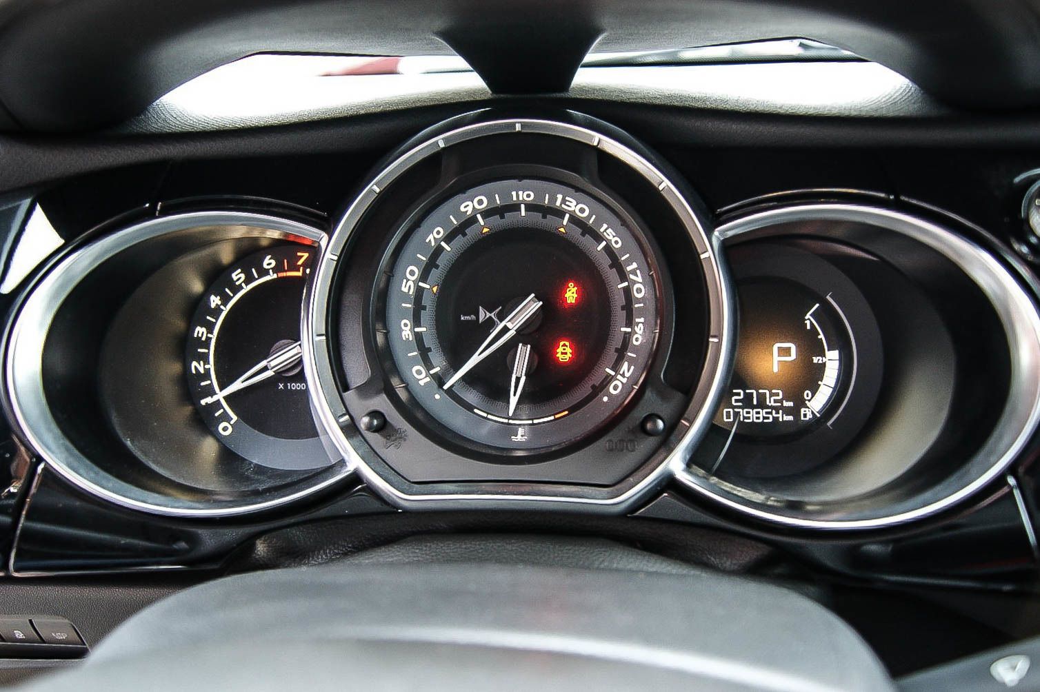 Fahrzeugabbildung Andere DS 3 SportChic Automatik LED VISION STYLE-PAKET