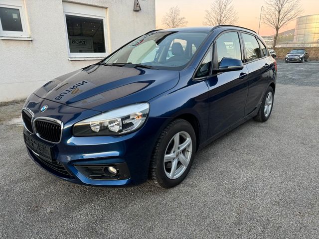 BMW 218d Active Tourer *1.Hand*AHK*Xenon*