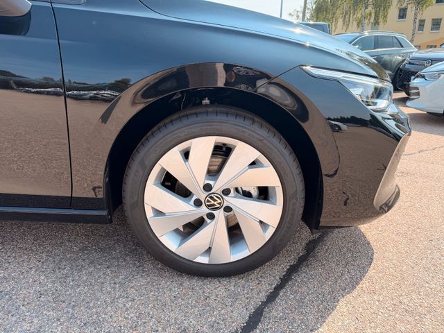Volkswagen Golf Lim. 1.5 eTSI 150PS Energy, LED, KAMERA