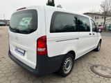 Mercedes-Benz Vito Tourer 114 CDI Pro 4x4 lang Automatik - Mercedes-Benz V 200 mit Diesel-Antrieb