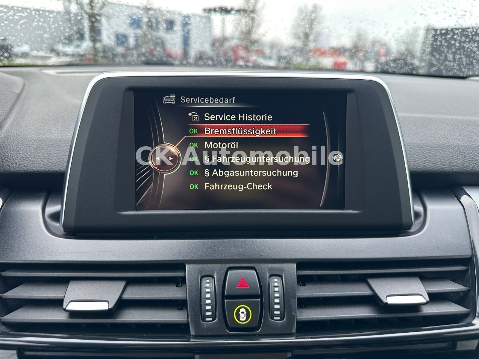 Fahrzeugabbildung BMW 218d Active Tourer Advantage/LED/SHZ/PDC