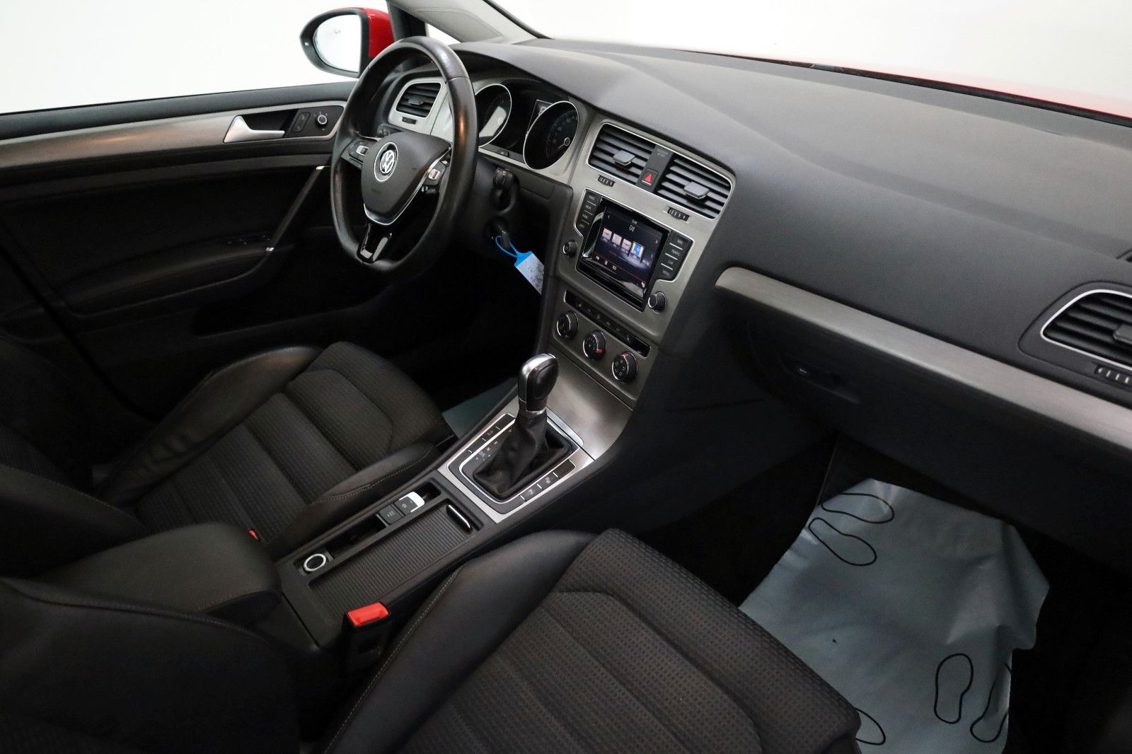 Fahrzeugabbildung Volkswagen Golf VII Variant Comfortline T.Leder,Navi,Xenon