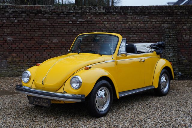 Volkswagen Beetle Kever 1303 Cabrio An eye-catching colour