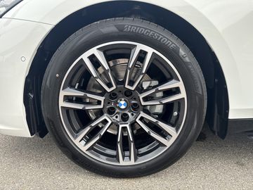 BMW 520d xDrive M Sportpaket Head-Up HK HiFi DAB