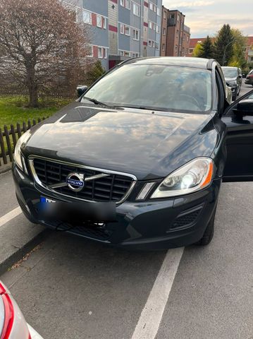 Volvo XC60 (Tausch möglich)