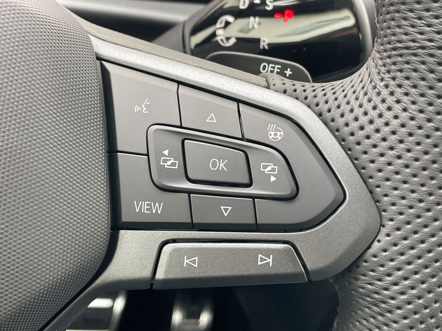 T-Roc R-Line 1.5eTSI 360°Kamera/HUD/ACC/Navi/App