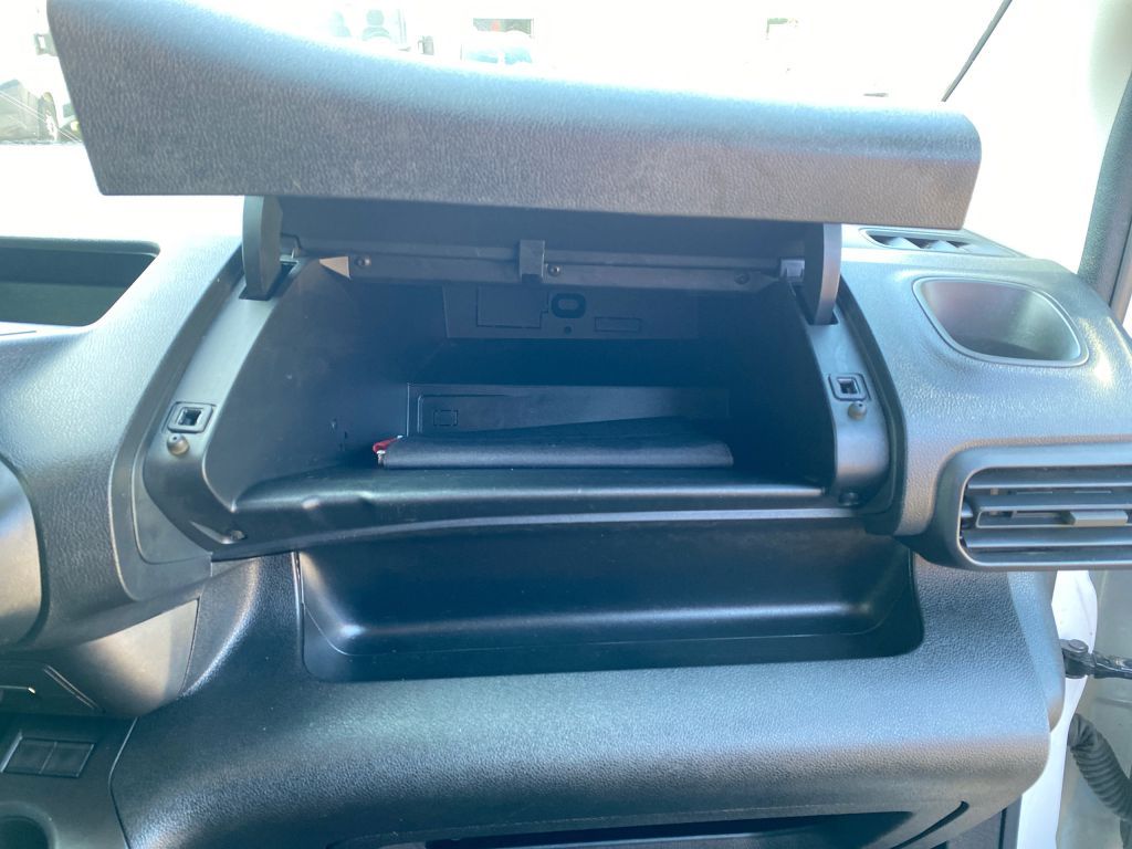 Fahrzeugabbildung Citroën Berlingo 1.5 BlueHDi 100 M S&S Club *Einparkhilf