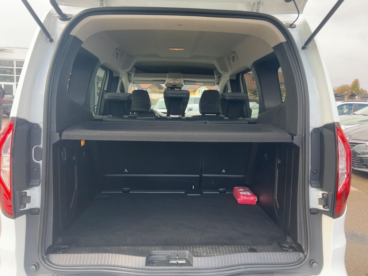 Fahrzeugabbildung Renault Kangoo Intens BLUE dCi 115