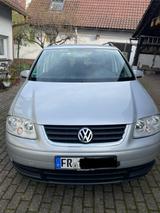 Volkswagen Touran 1.6 FSI Highline Highline - Volkswagen Touran aus 2005: Highline