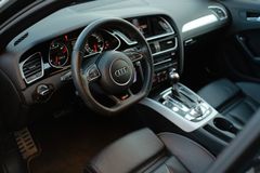 Fahrzeugabbildung Audi RS4 Avant 4.2 FSI quattro *MwSt.*Phantomschwarz*