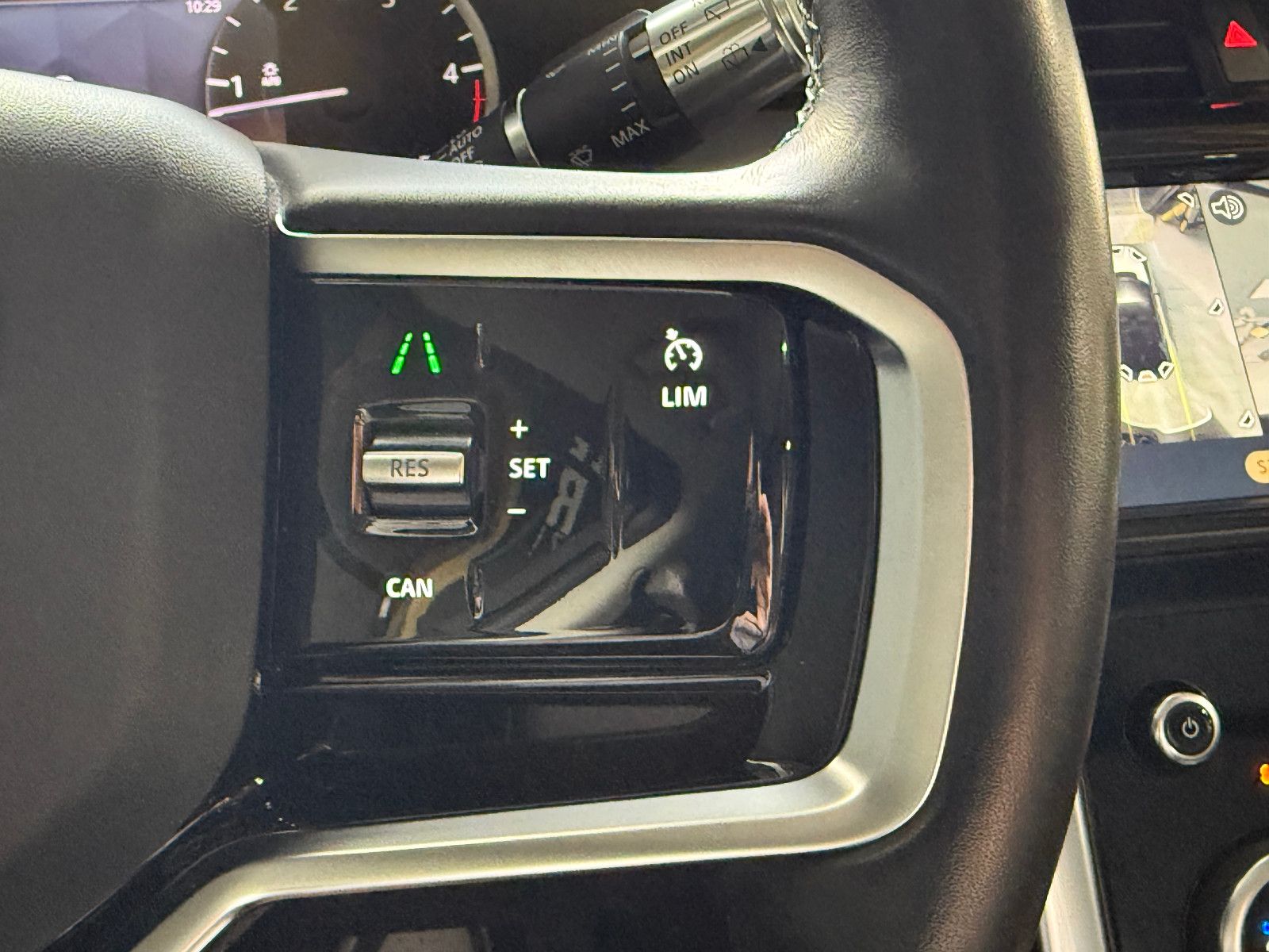 Fahrzeugabbildung Land Rover Sport S AWD/NEUES-MODELL/LEDER/360''KAMERA