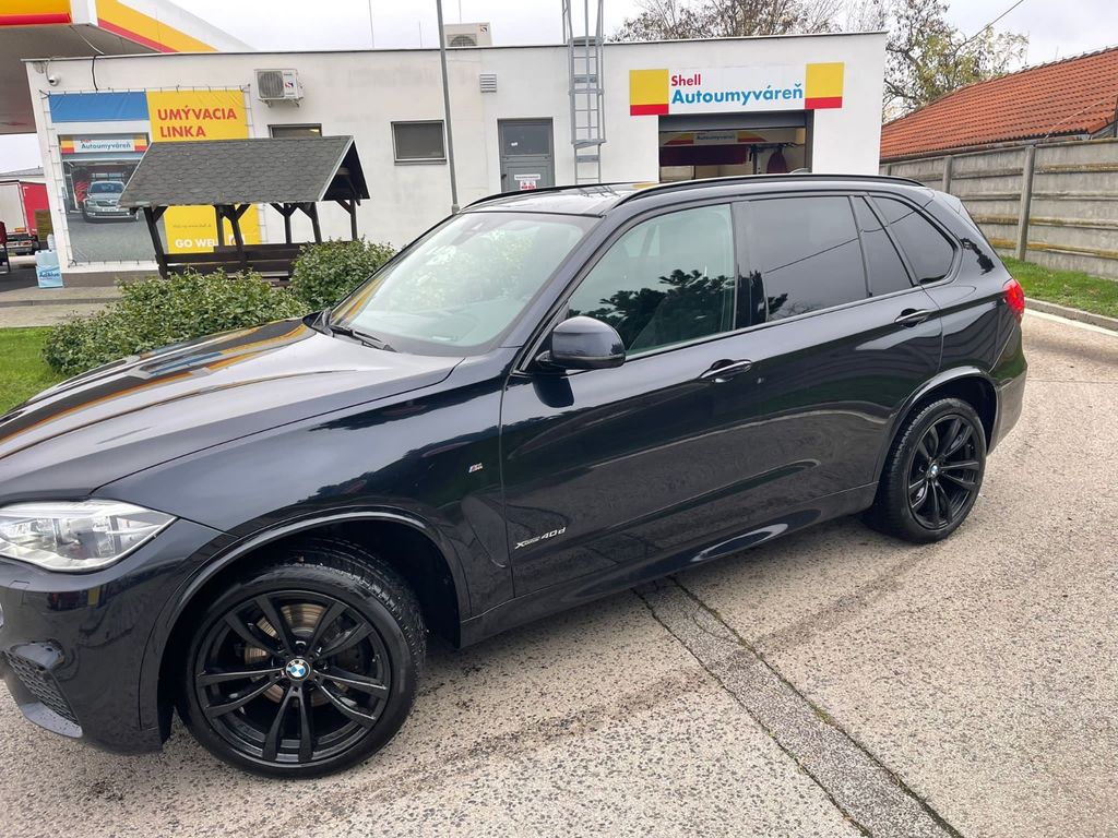 Image of BMW X5
